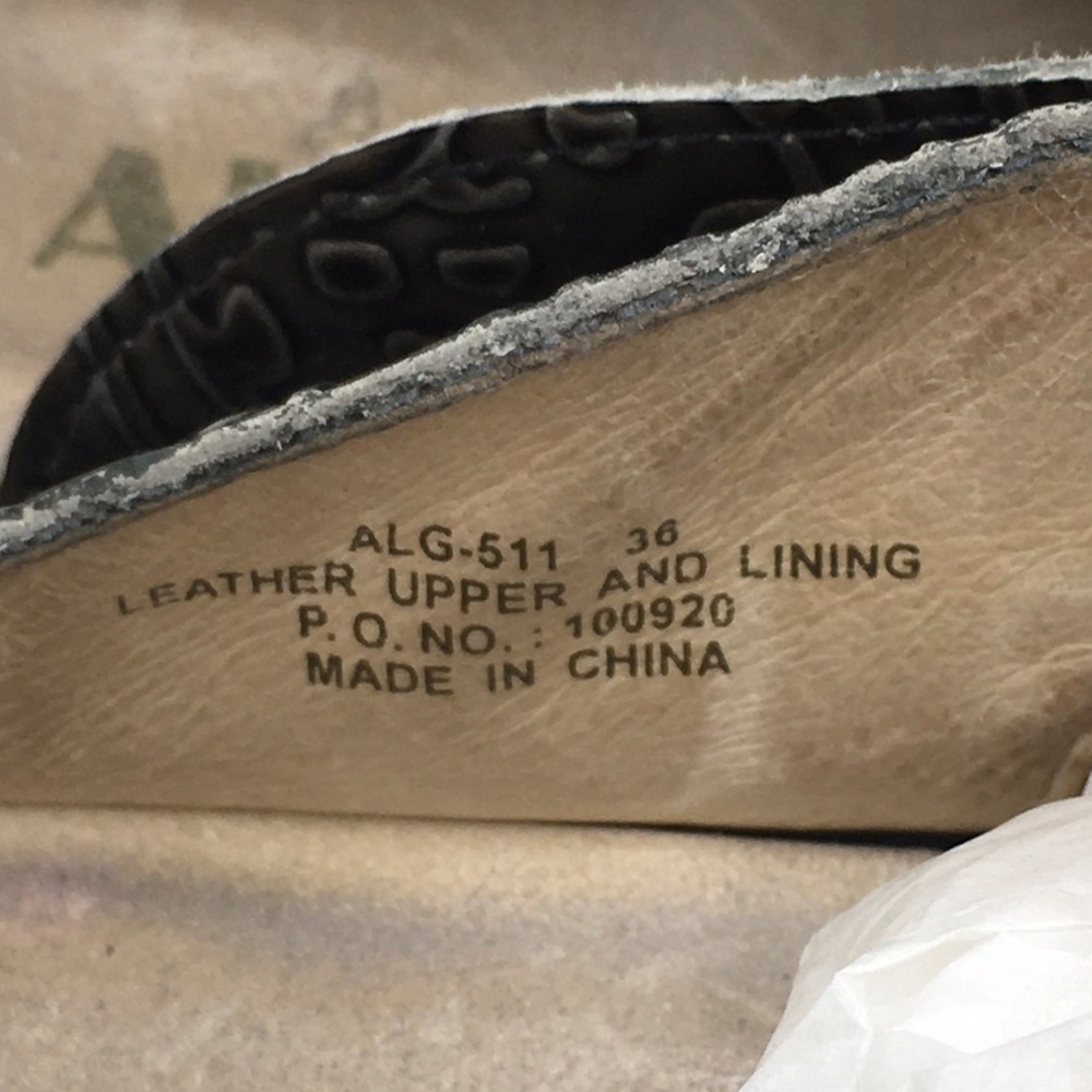 Alegria Original Embossed Comfort Slip On Clogs 36 - Picture 3 of 10